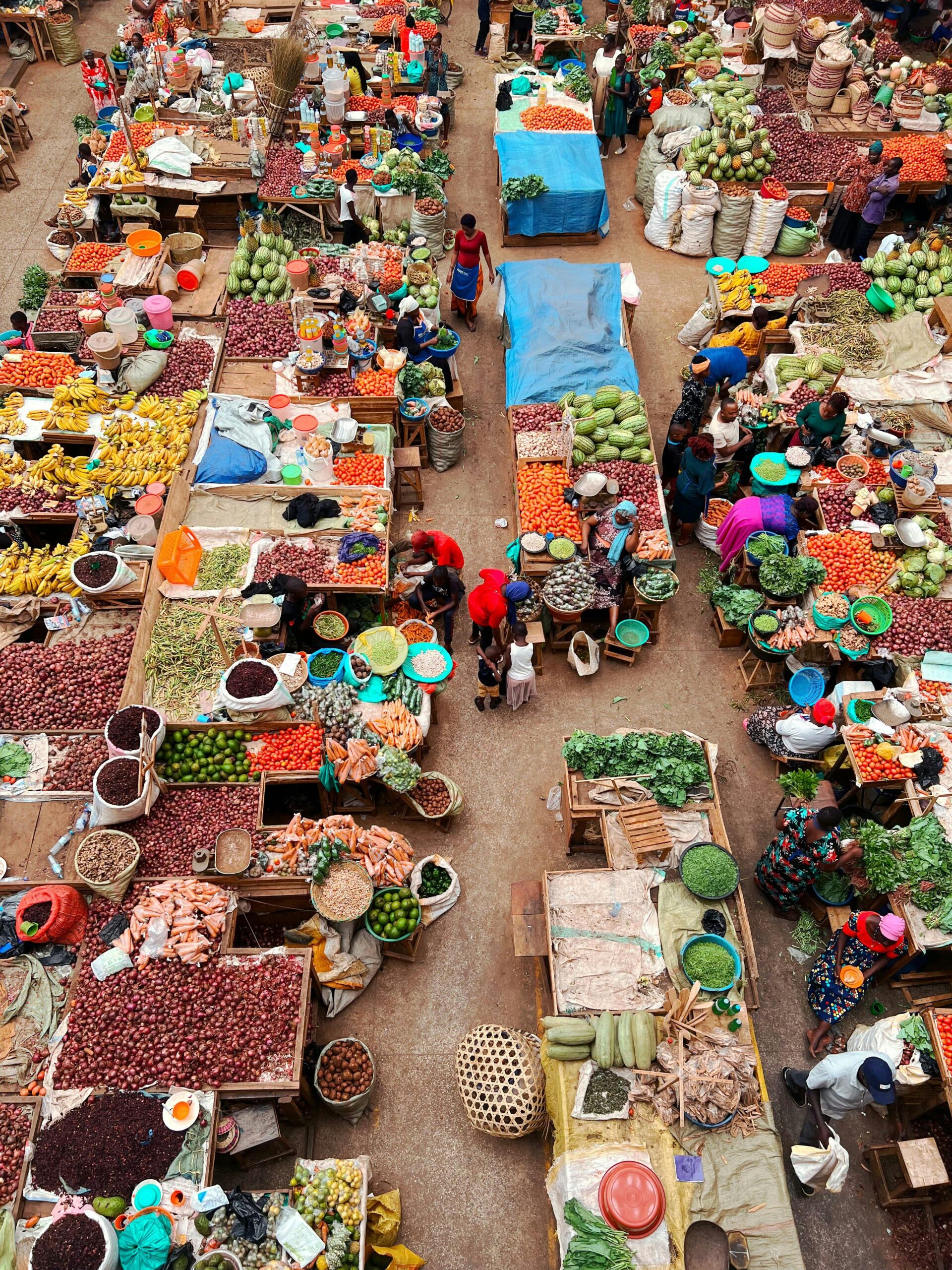 Photo by Kwizera Theogene: https://www.pexels.com/photo/aerial-view-of-the-market-27523707/